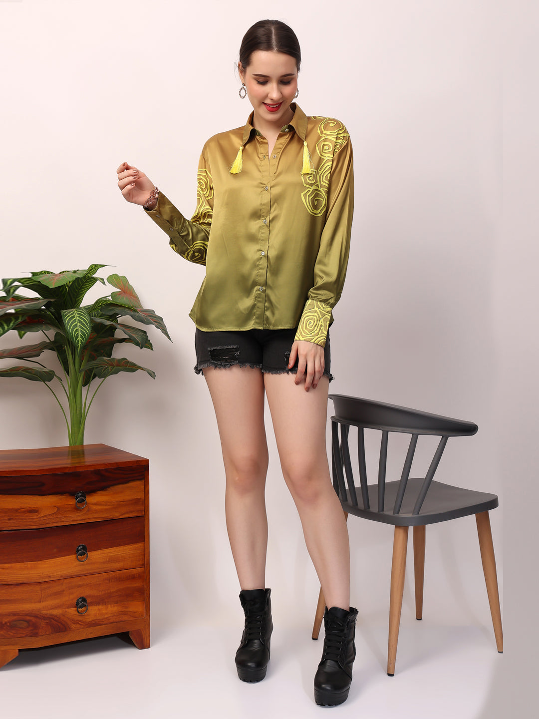 Olive Motif Ombre shirt