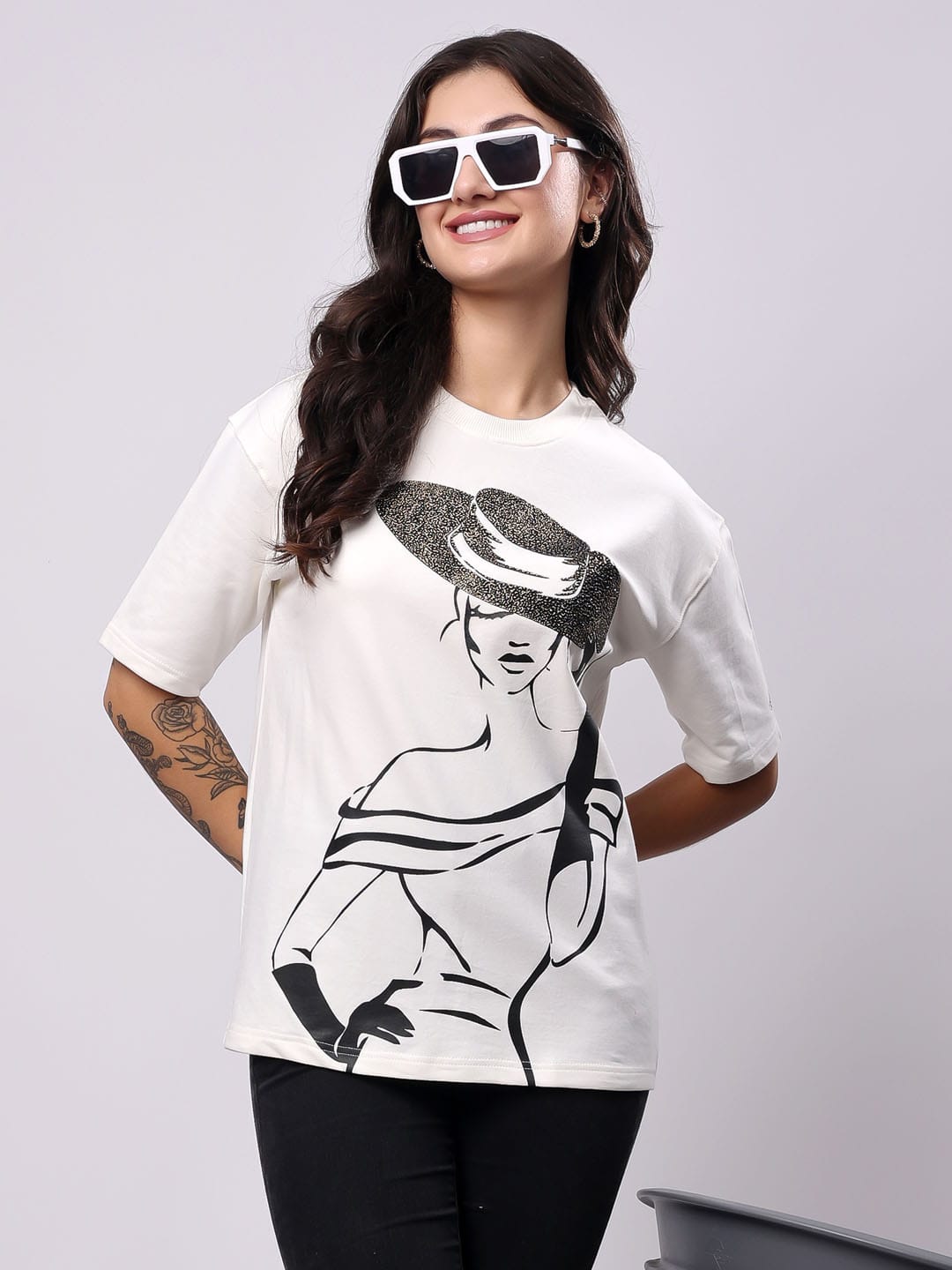 Ivory Fashionista Tee