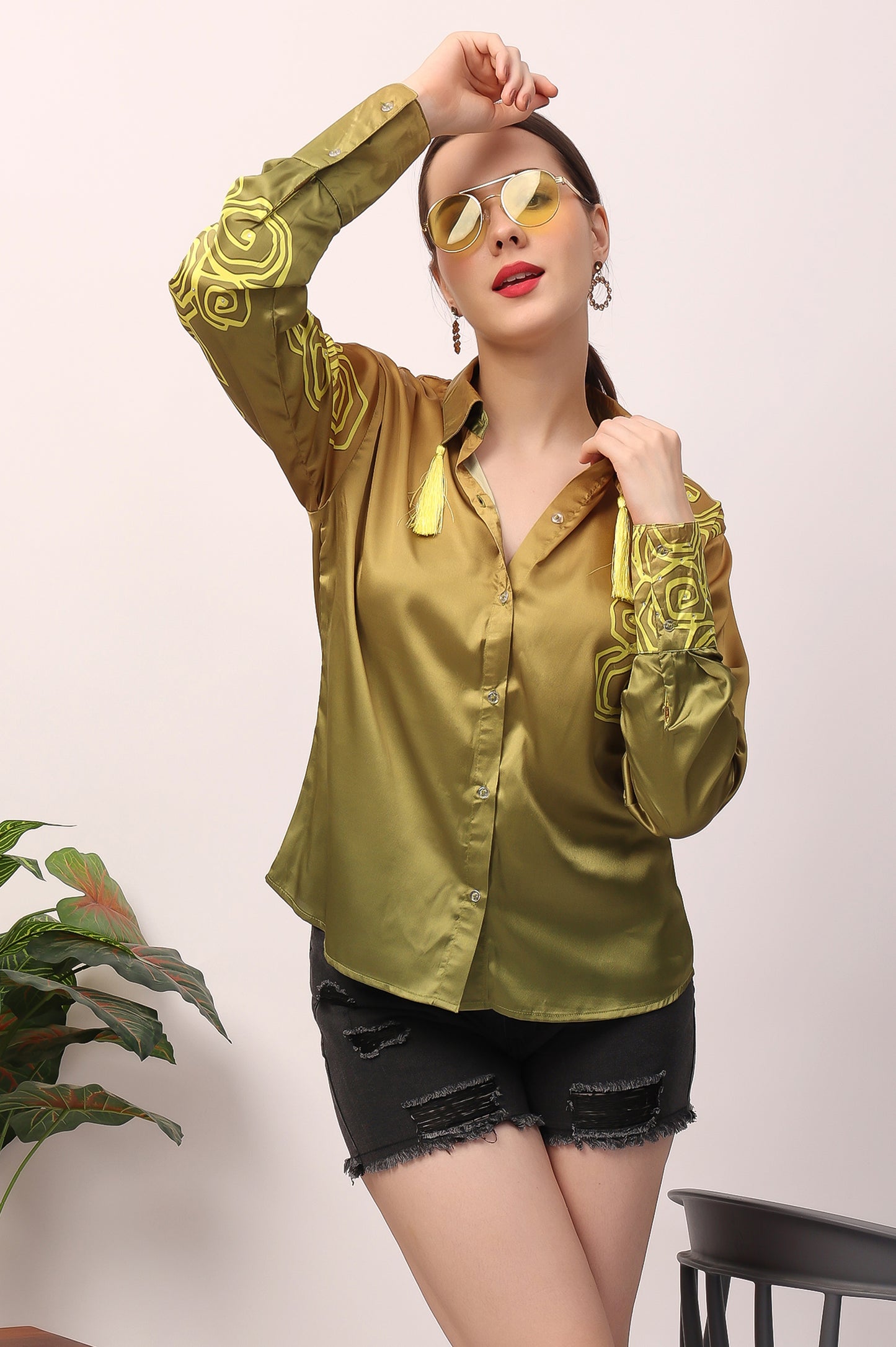 Olive Motif Ombre shirt