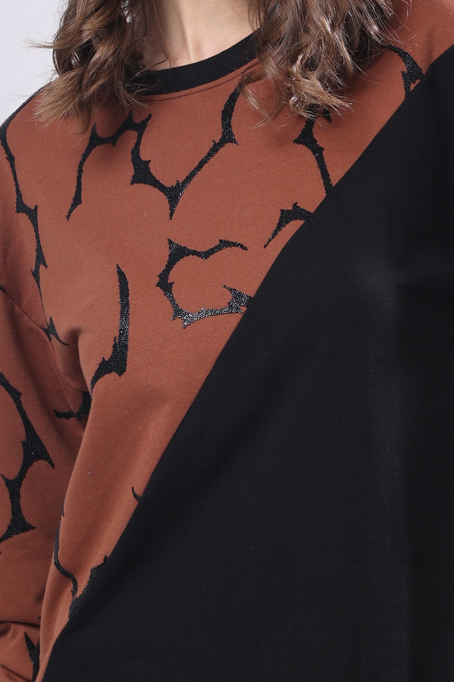 Bead Print Colorblock Tee